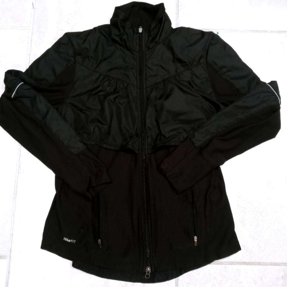 Nike Fit Cold and Wind Running Jacket Size Large (12-14)